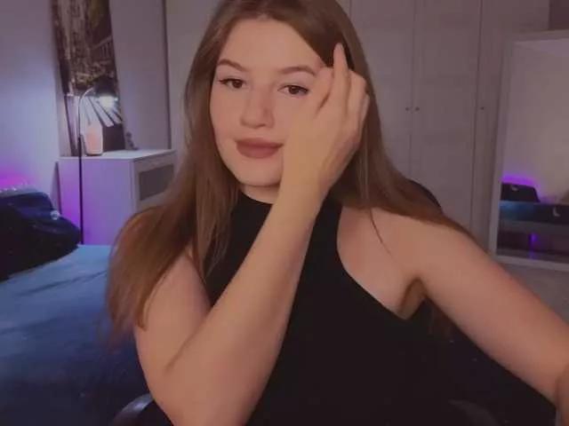 Cute Alwaysfrida wants you to fuck her body now Alwaysfrida from BongaCams