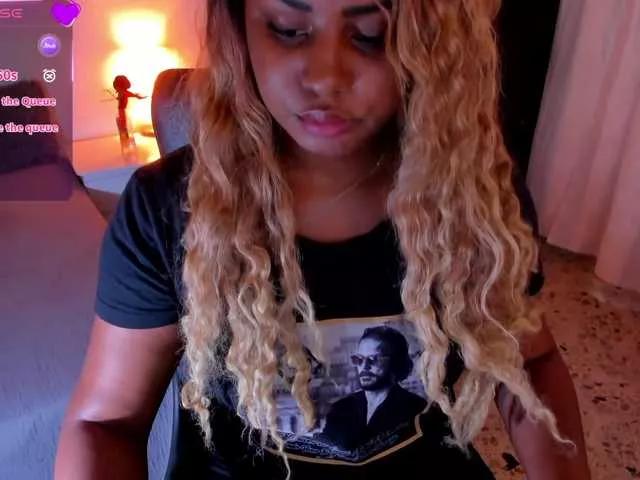 Angiiee on BongaCams 