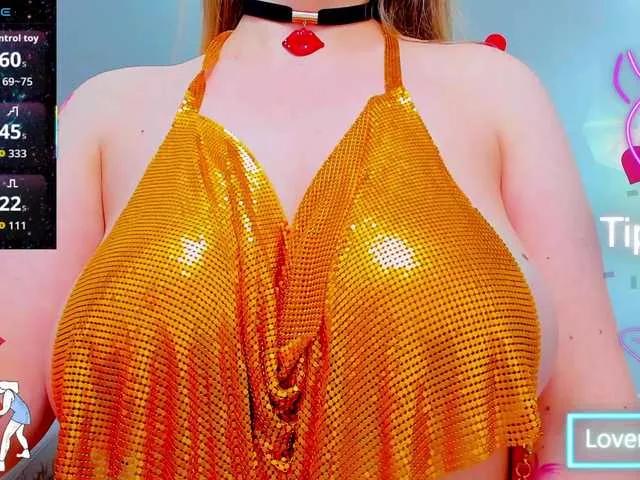 anyarosses from BongaCams