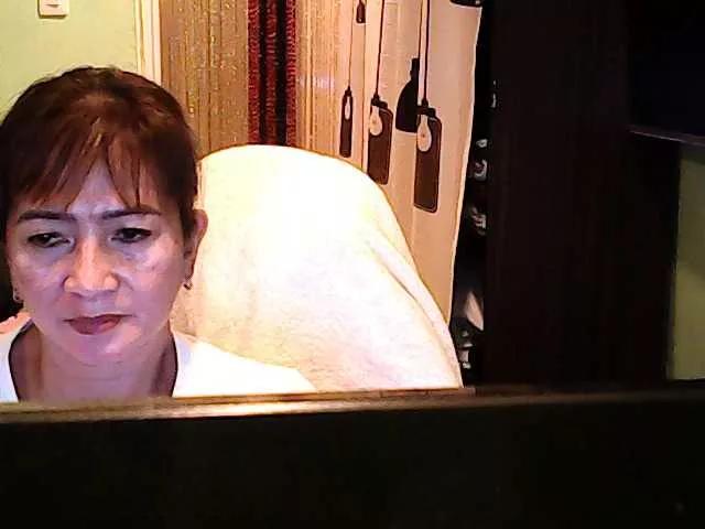 Arriane116 on BongaCams 