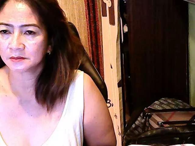 Arriane116 on BongaCams 