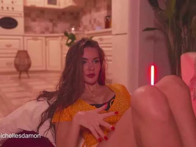 Astriad from BongaCams