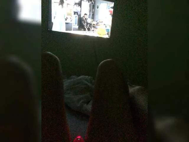 Bananchik222 on BongaCams 