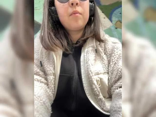 Watch BongaCams's Blue-moonlight blue-moonlight from BongaCams