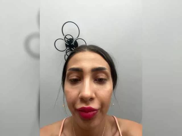 BonnyBon from BongaCams