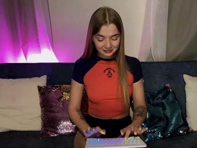 CarrieBradshaww on BongaCams 