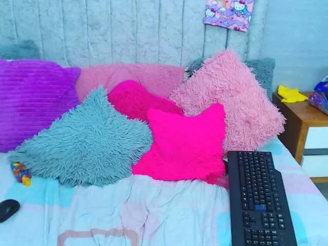 celesteleniss on BongaCams 