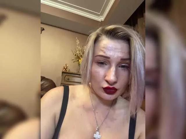 ChristineBlack from BongaCams