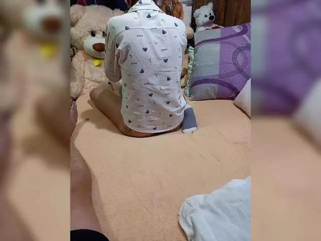 Discover naked slut Cottoncandy1-1 Cottoncandy1-1 from BongaCams