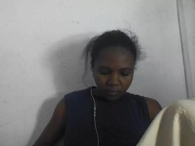 Cutie12 from BongaCams