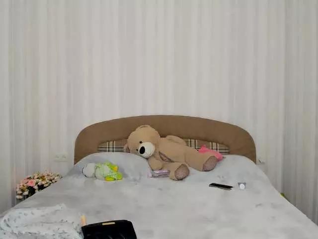 Checkout 19 years old Dariadeluxe from BongaCams Dariadeluxe from BongaCams