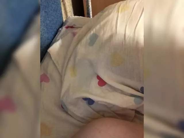Denichka14 on BongaCams