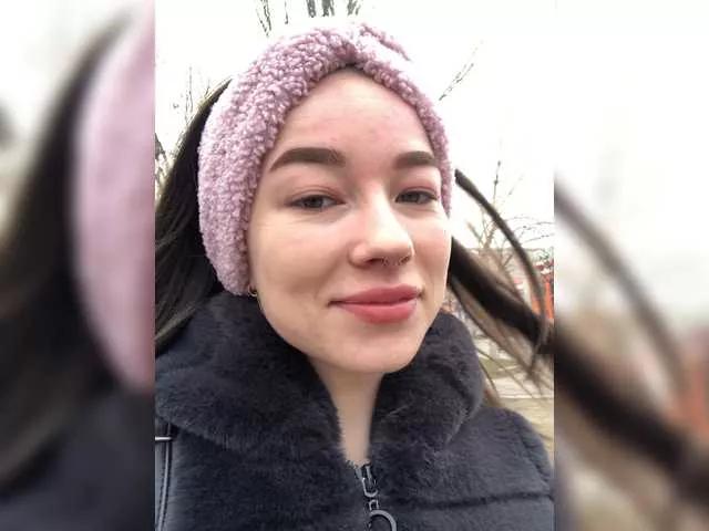 EF-01 on BongaCams