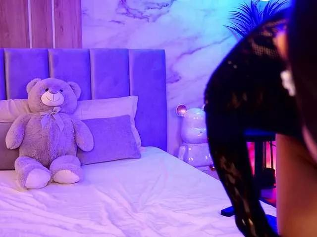 Dirty EllyLynn wants you to fuck her body now EllyLynn from BongaCams