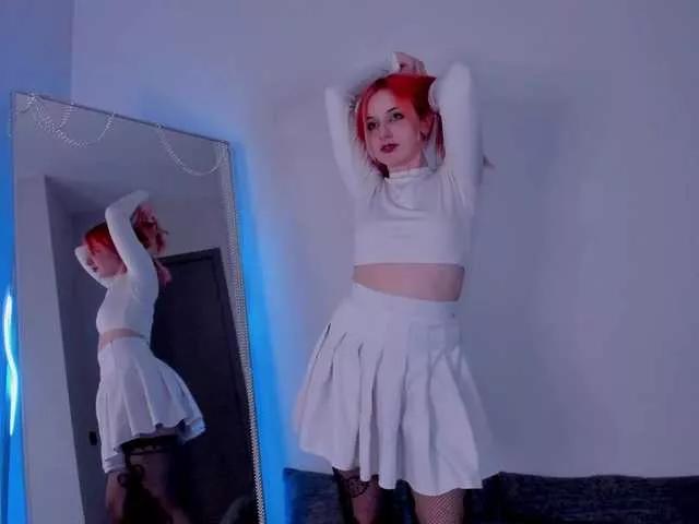 HoneyBannie on BongaCams 