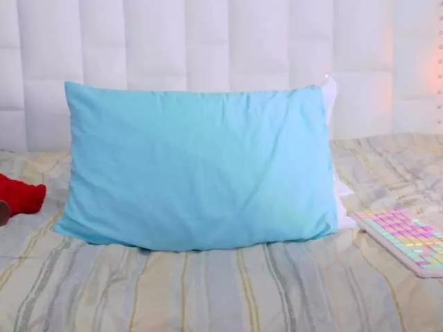 Check out 18 years old Indiancutiie from BongaCams Indiancutiie from BongaCams