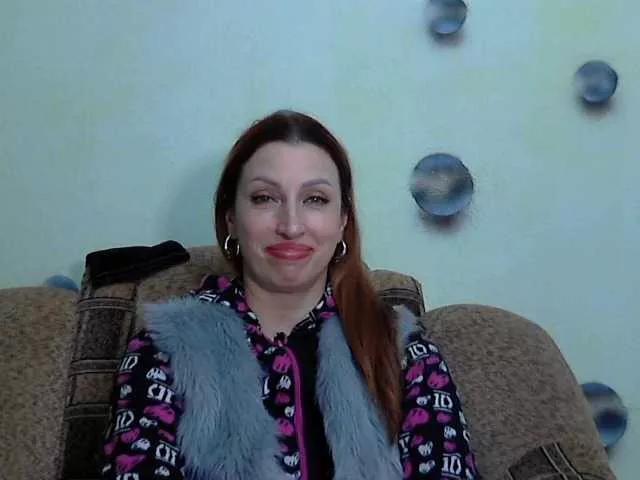 Masturbate to 34 years old Irinchi from BongaCams Irinchi from BongaCams