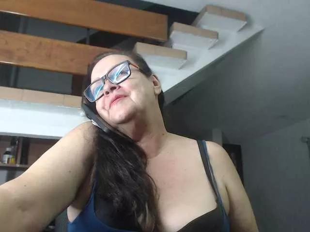 Try 58 years old karime99 from BongaCams karime99 from BongaCams