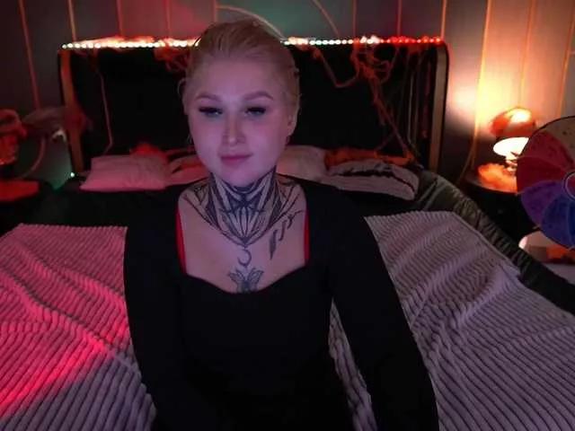 Watch KellyBabbe, she wants to masturbate for you KellyBabbe from BongaCams