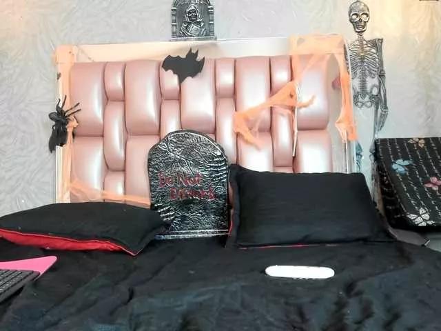 BongaCams KOURTNEY- KOURTNEY- from BongaCams