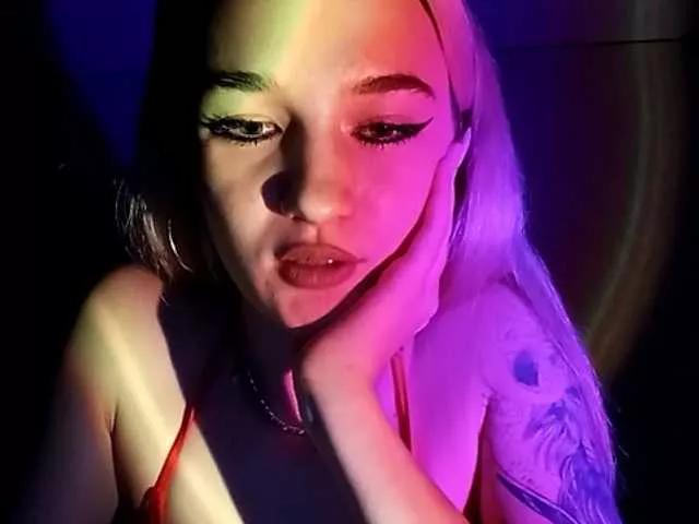 kristibiz from BongaCams