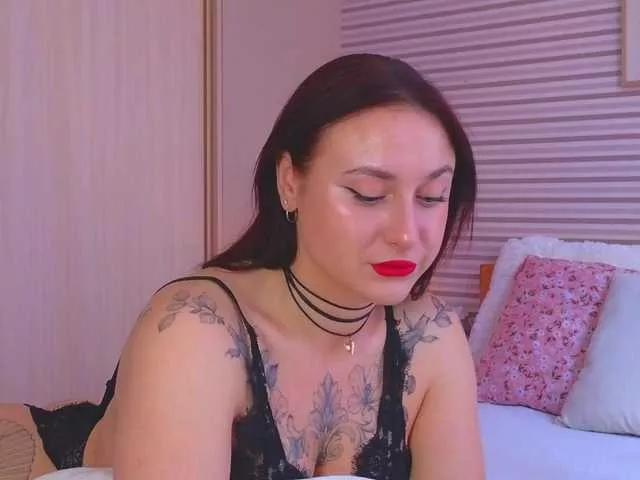 Lillii on BongaCams