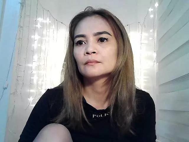 lilymaepinay on BongaCams 