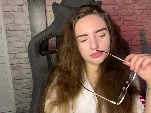 Explore sexy camwhore LitaFirestone LitaFirestone from BongaCams