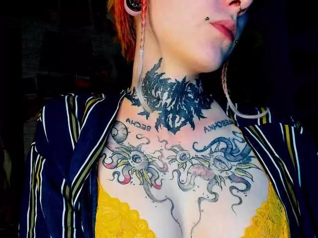 LittleSpaceMouse- on BongaCams 