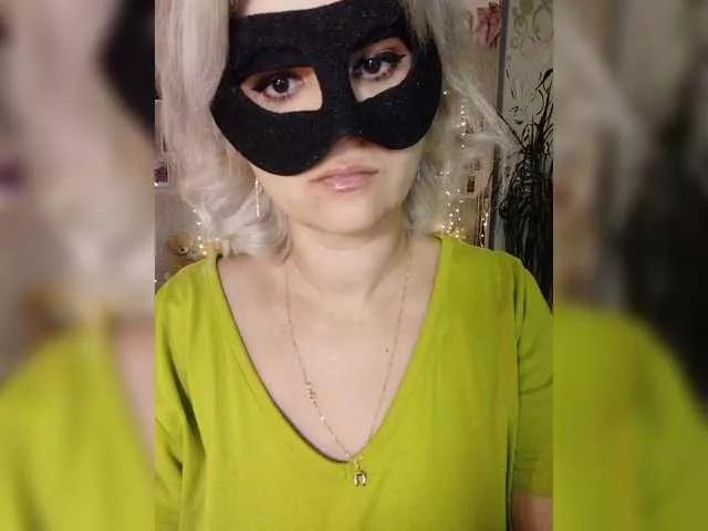 Explore LOVEMENOW23, she wants to masturbate for you LOVEMENOW23 from BongaCams
