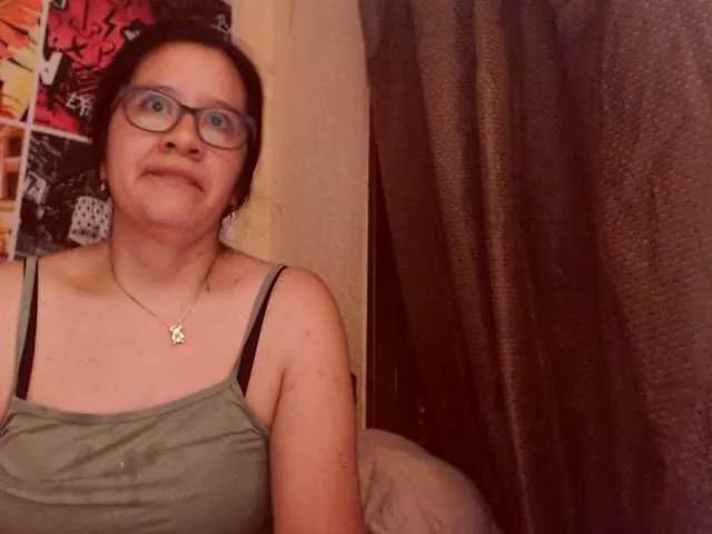 Admire 44 years old lucyLUxxx from BongaCams lucyLUxxx from BongaCams