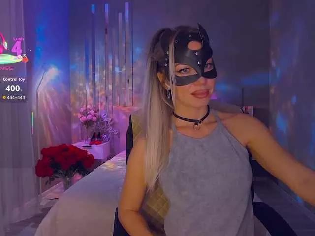 Marisa12 from BongaCams