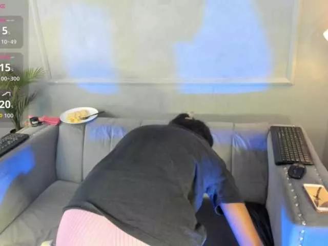 Try naked camslut Mayevanss Mayevanss from BongaCams