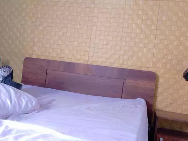 Masturbate to cute escort Natasha-carlson18 Natasha-carlson18 from BongaCams