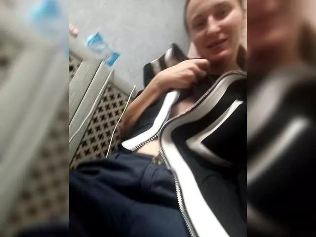 Try Olesya4515, they want to masturbate for you Olesya4515 from BongaCams