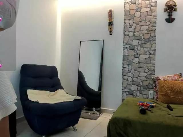 Sexy PIINK-2025 wants you to fuck her body now PIINK-2025 from BongaCams