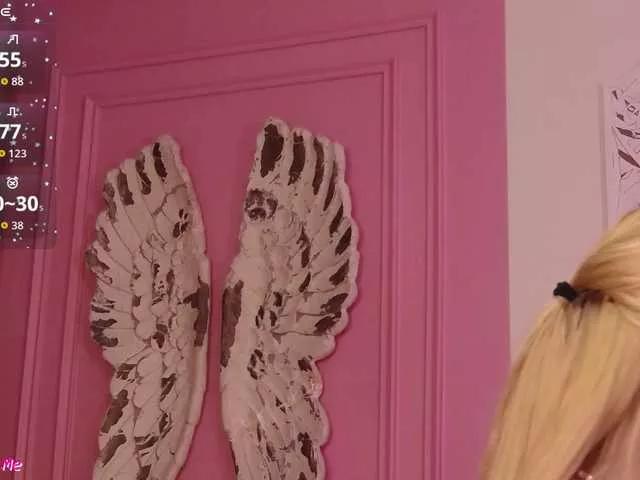 Sexy PinkySparkss wants you to fuck her body now PinkySparkss from BongaCams