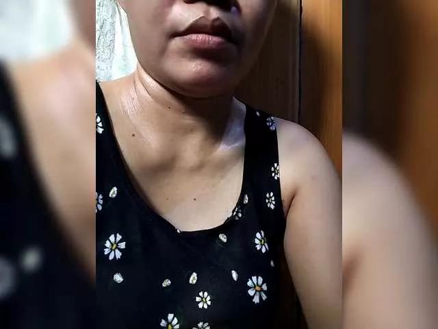 Checkout 37 years old Pretty30 from BongaCams Pretty30 from BongaCams