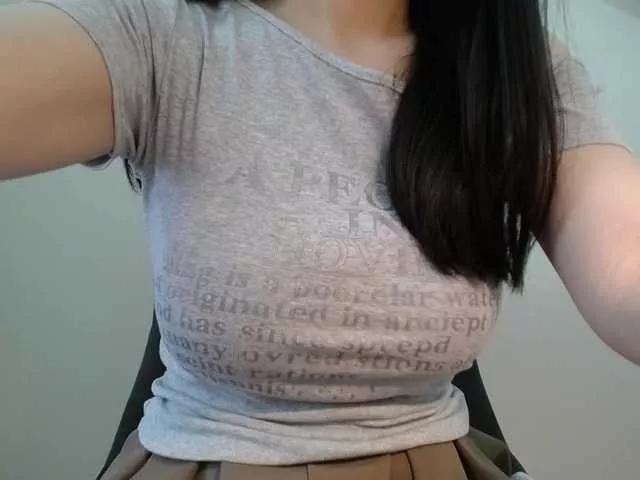 QueenHot92 from BongaCams