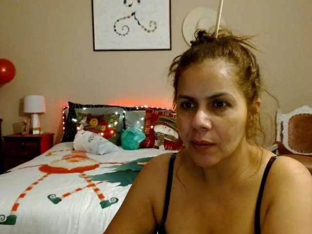 SaraBrandon on BongaCams 
