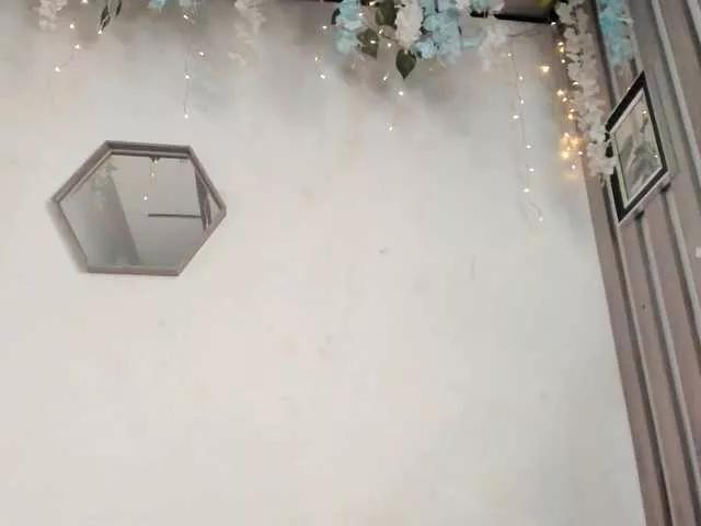 sarahcox on BongaCams 