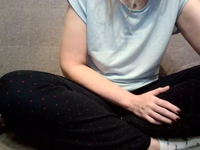 Sevilay from BongaCams