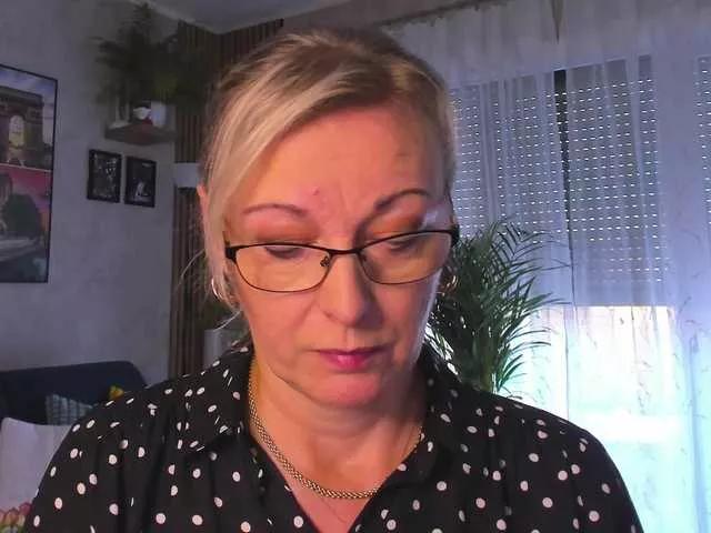 Gorgeous SoftVANESSA wants you to fuck her body now SoftVANESSA from BongaCams