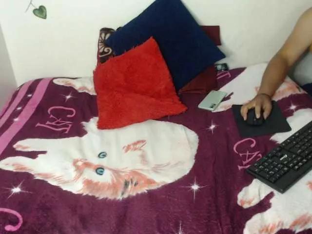 stich-and-loli on BongaCams