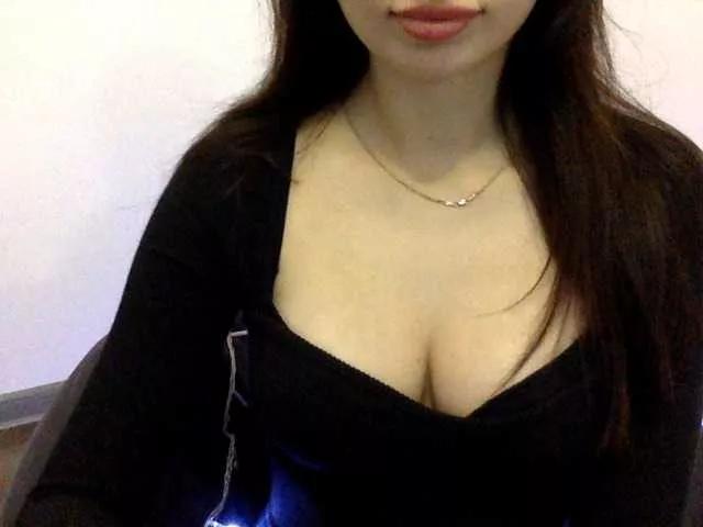 Sweet-Dasha on BongaCams 