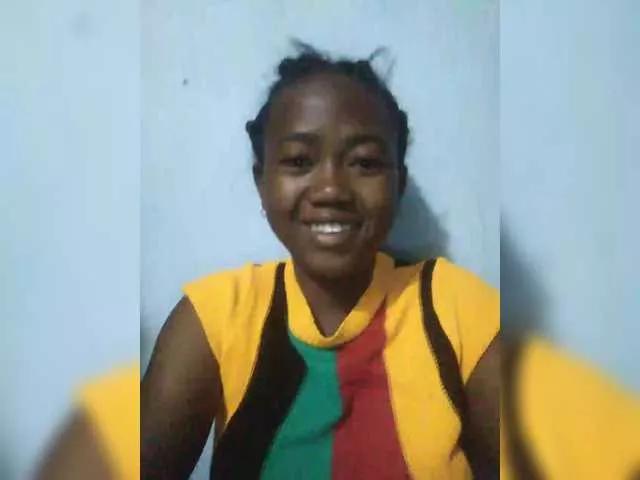 Discover gorgeous stripper Tence Tence from BongaCams