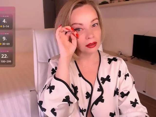 Explore 43 years old Tilly-Eliot from BongaCams Tilly-Eliot from BongaCams