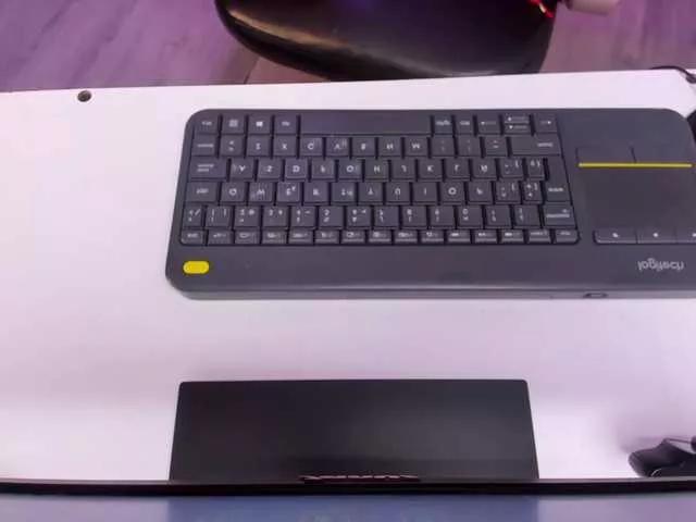 Masturbate to Violetgirx, she wants to masturbate for you Violetgirx from BongaCams