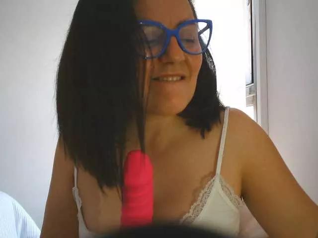 xxAzzurraxx on BongaCams