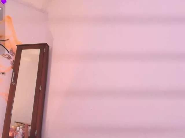 Checkout BongaCams's ZoeMonroe ZoeMonroe from BongaCams